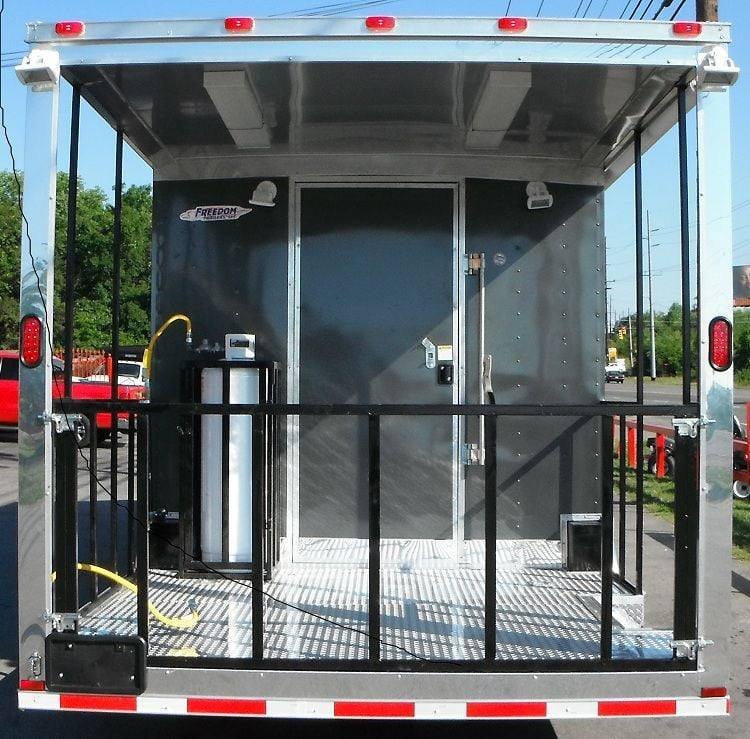 Concession Trailer 8.5′ x 26′ Beige – Vending BBQ Smoker Food Event Restroom — photo 3