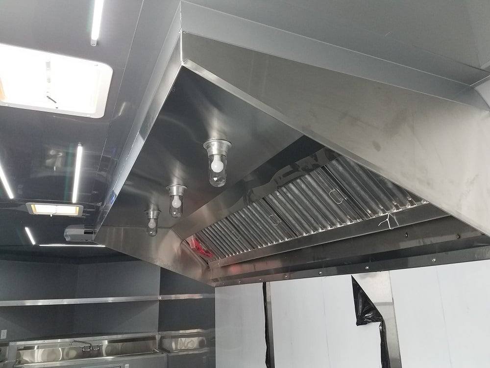 8.5′ x 26′ White Concession Food Trailer — photo 8