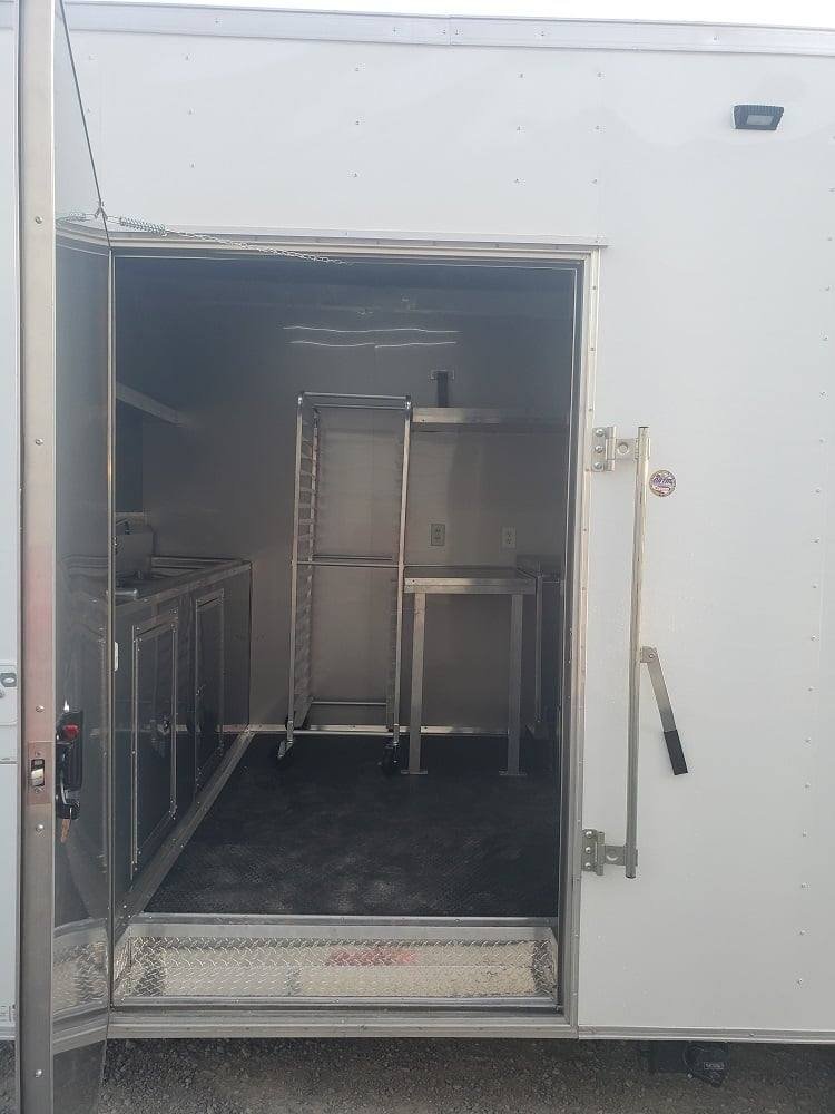 8.5′ x 20′ White Bakery Concession Food Trailer With Appliances — photo 9