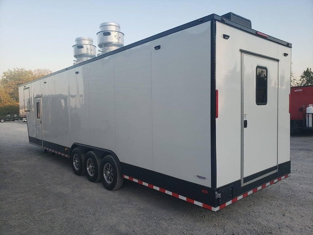 8.5′ x 40′ White Gooseneck Concession Food Trailer With Appliances — photo 15
