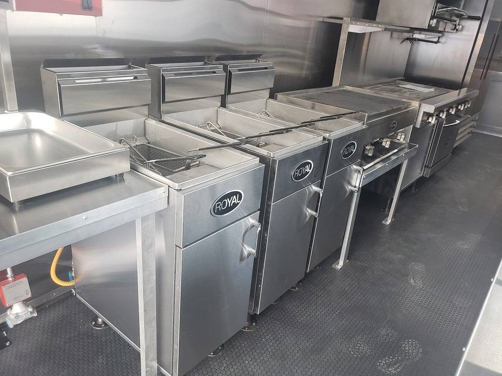 8.5′ x 40′ White Gooseneck Concession Food Trailer With Appliances — photo 3