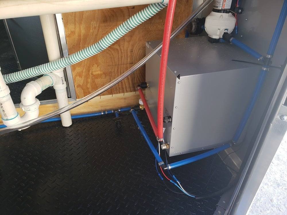 8.5′ x 18′ White Concession Food Trailer — photo 7