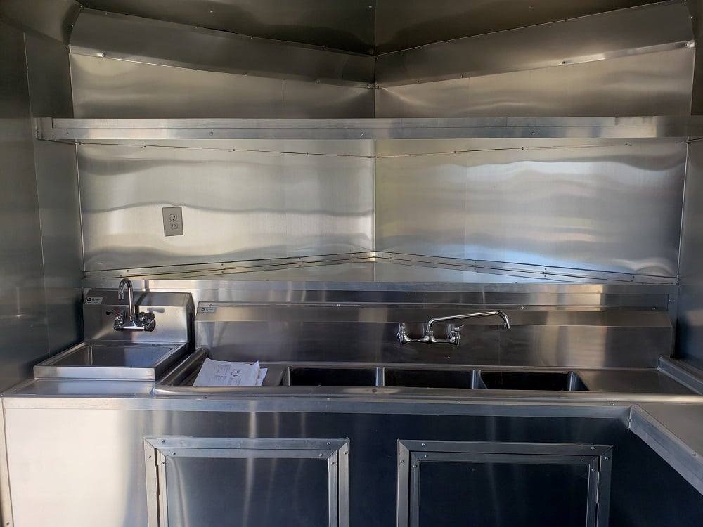 8.5′ x 18′ White Concession Food Trailer With Appliances — photo 7