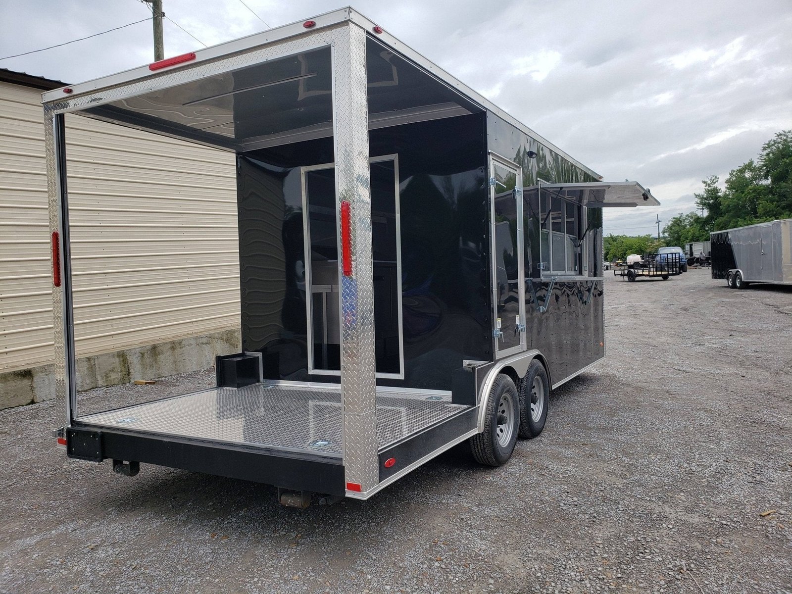 8.5′ x 20′ Black Pizza Vending Concession Food Trailer — photo 3