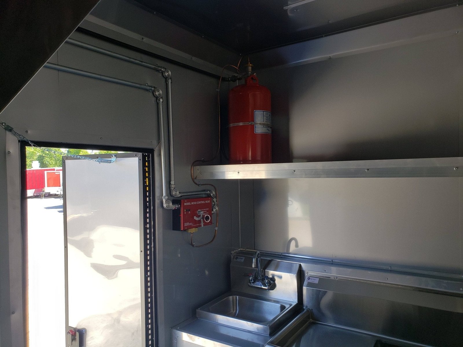 Black Out 8.5′ x 28′ Porch Style Concession Food Trailer — photo 8