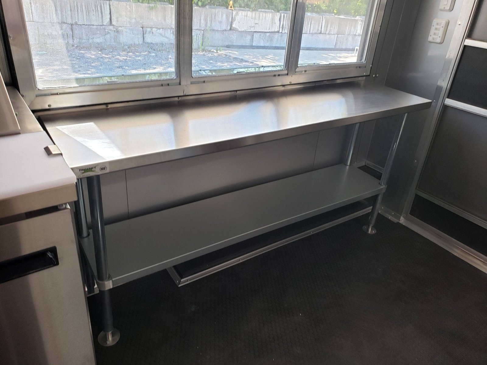 Black Out 8.5′ x 28′ Porch Style Concession Food Trailer — photo 12