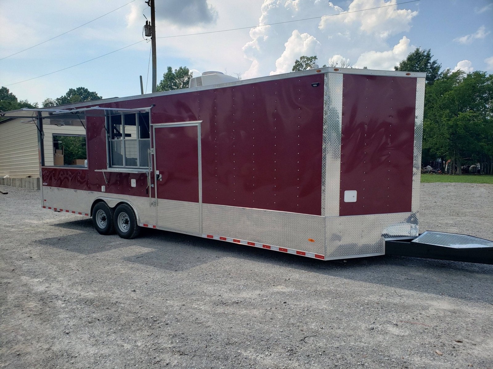 8.5′ x 28′ Brandy Wine BBQ Vending Concession Trailer