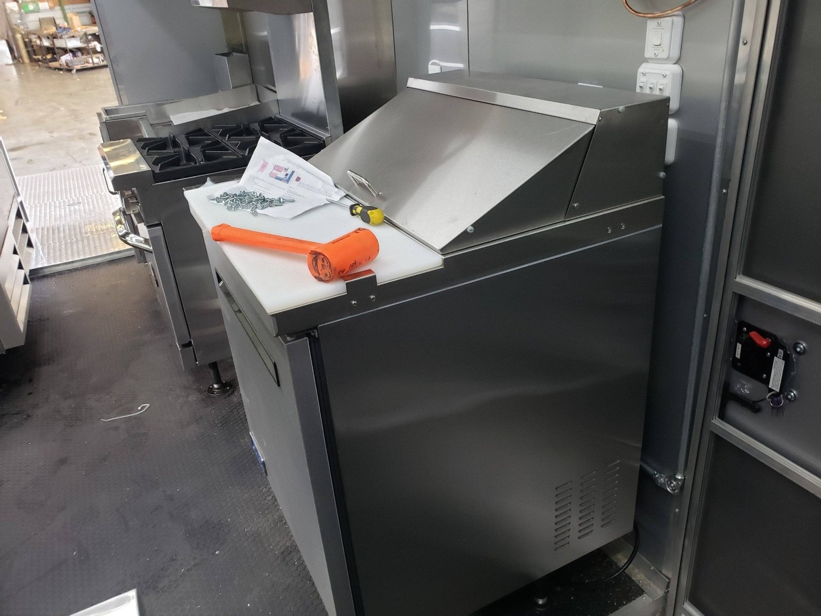 8.5′ x 28′ Charcoal Gray Porch Style Concession Trailer with Restroom — photo 6