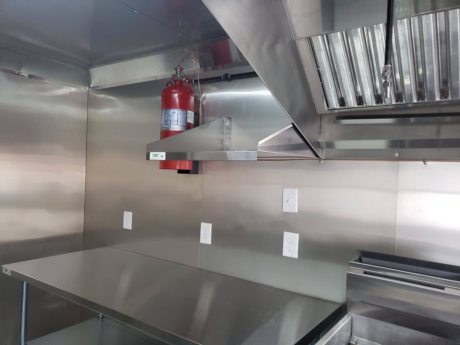 8.5′ x 20′ Orange And Black Food Catering Concession Trailer With Appliances — photo 10