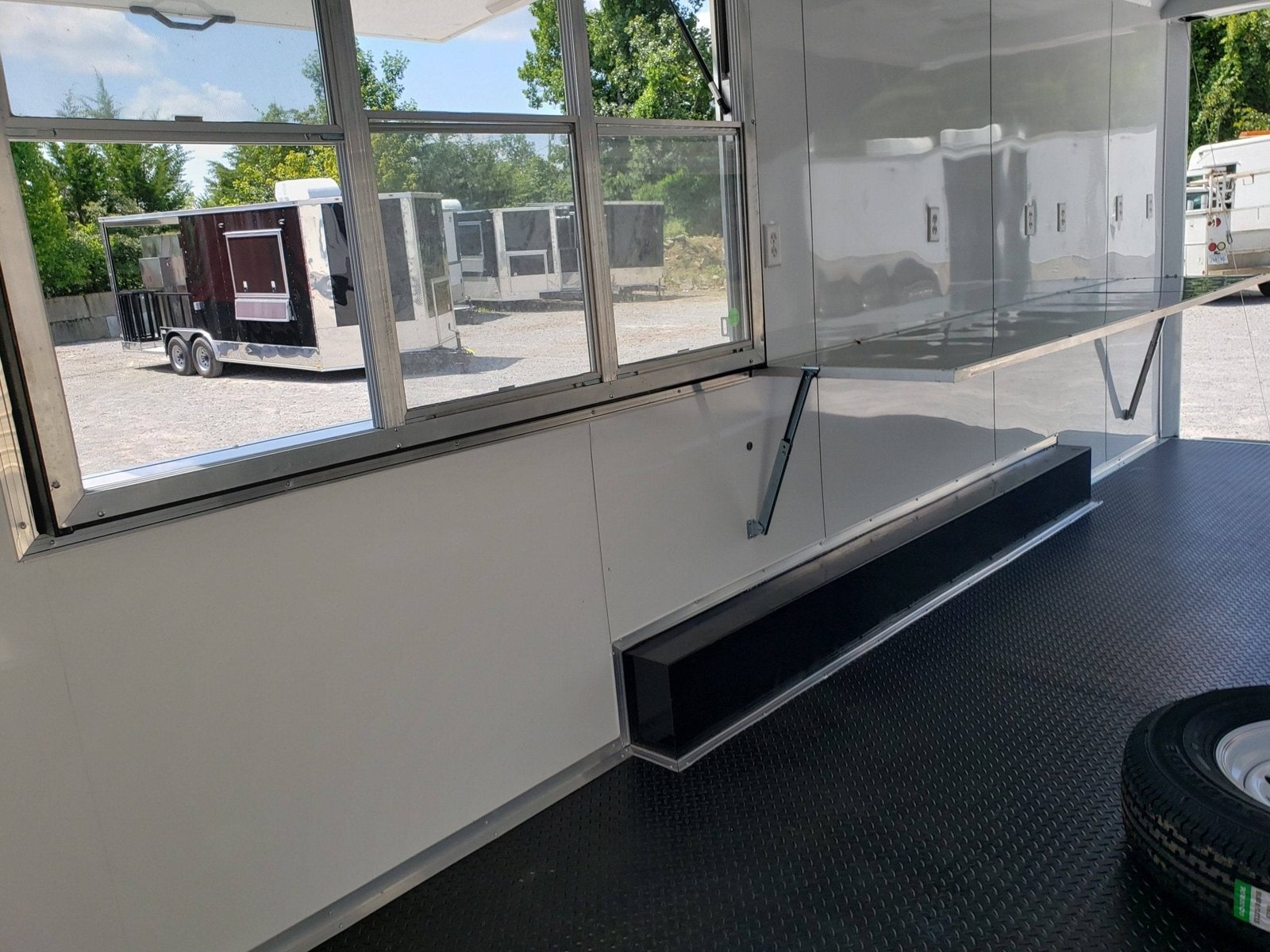 8.5′ x 32′ White Gooseneck Concession Trailer — photo 4