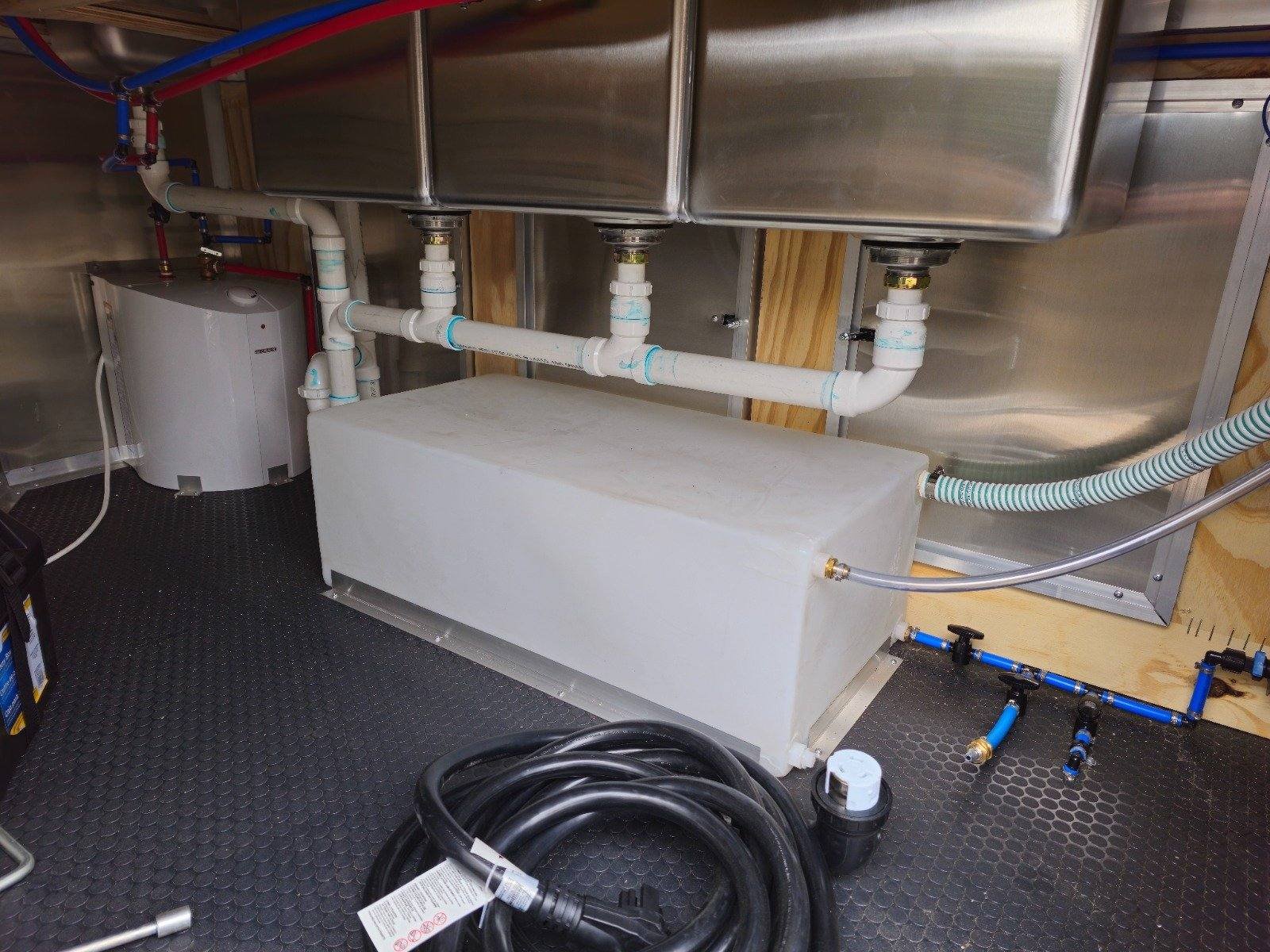 Concession Trailer 8.5′ X 20′ Food Event Catering Black — photo 6