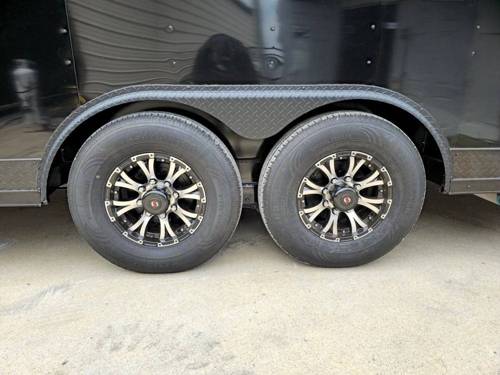 Concession Trailer 8.5′ X 24′ Black Donut Event — photo 5