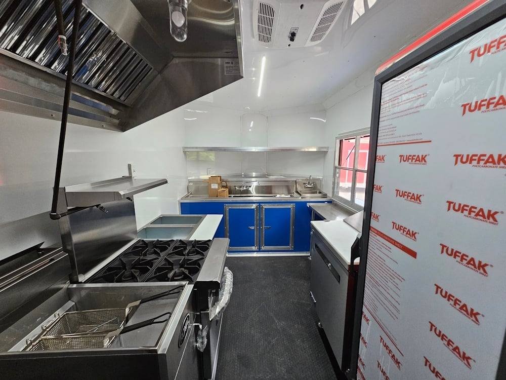 Concession Trailer 8.5′ X 22′ Cobalt Blue BBQ Catering Event — photo 15