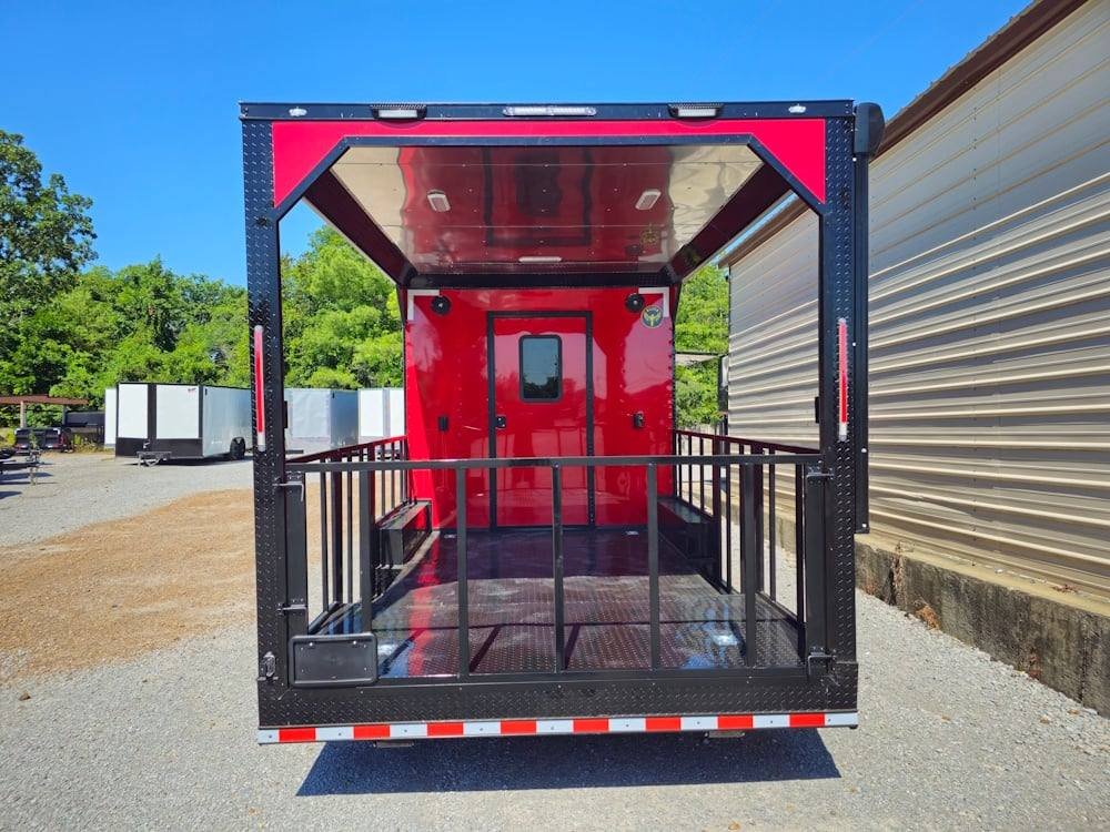 Concession Trailer 8.5′ X 26′ Red W / Blackout BBQ Event Catering — photo 10
