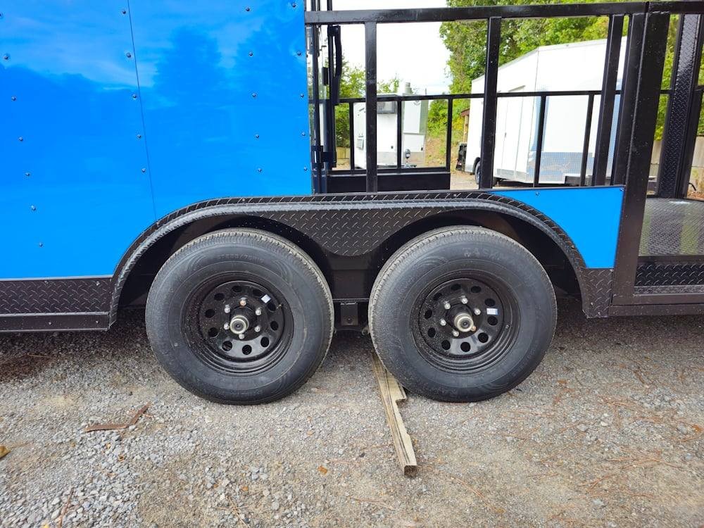 8.5′ X 24′ Cobalt Blue Concession Trailer Food Event Catering — photo 5