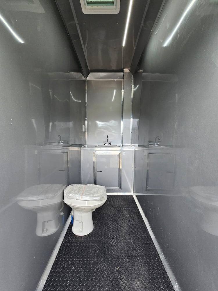 8.5′ X 44′ Silver Concession Trailer Food Event Catering — photo 15