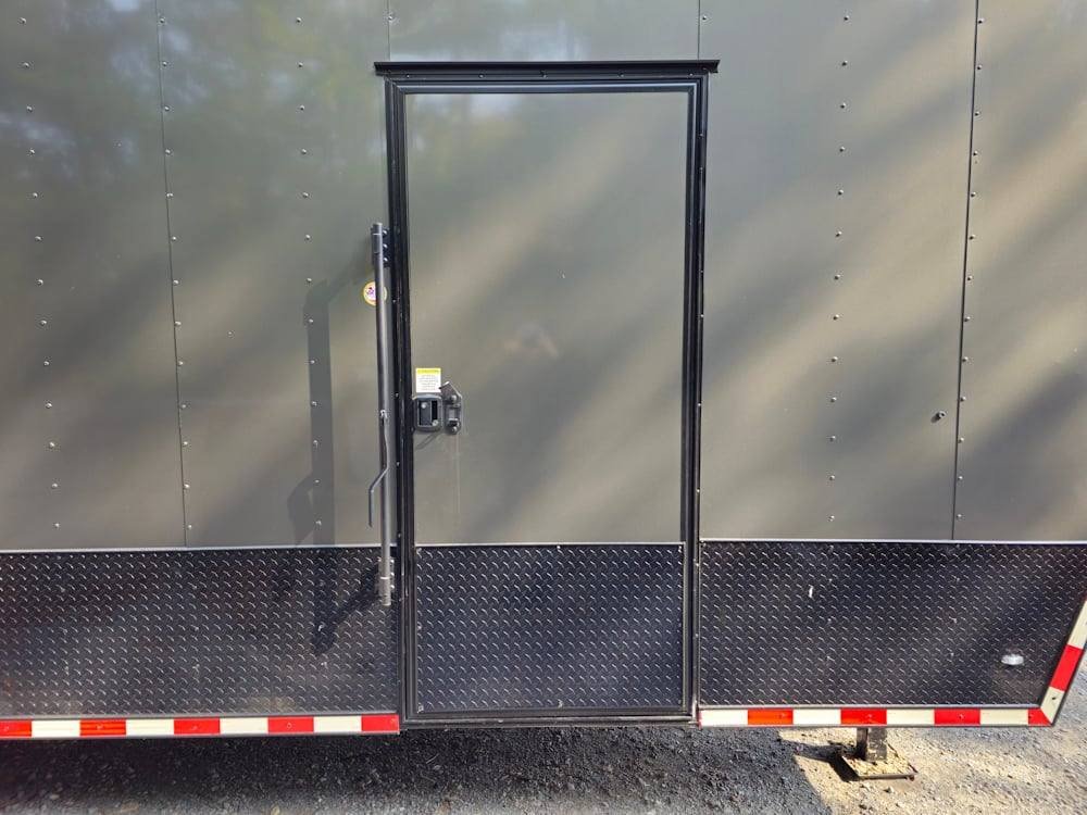 Concession Trailer 8.5′ X 53′ Gooseneck Mobile Marketing and Fireworks Trailer — photo 12