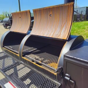 5x8 reverse flow smoker trailer with large wood cage - view 15