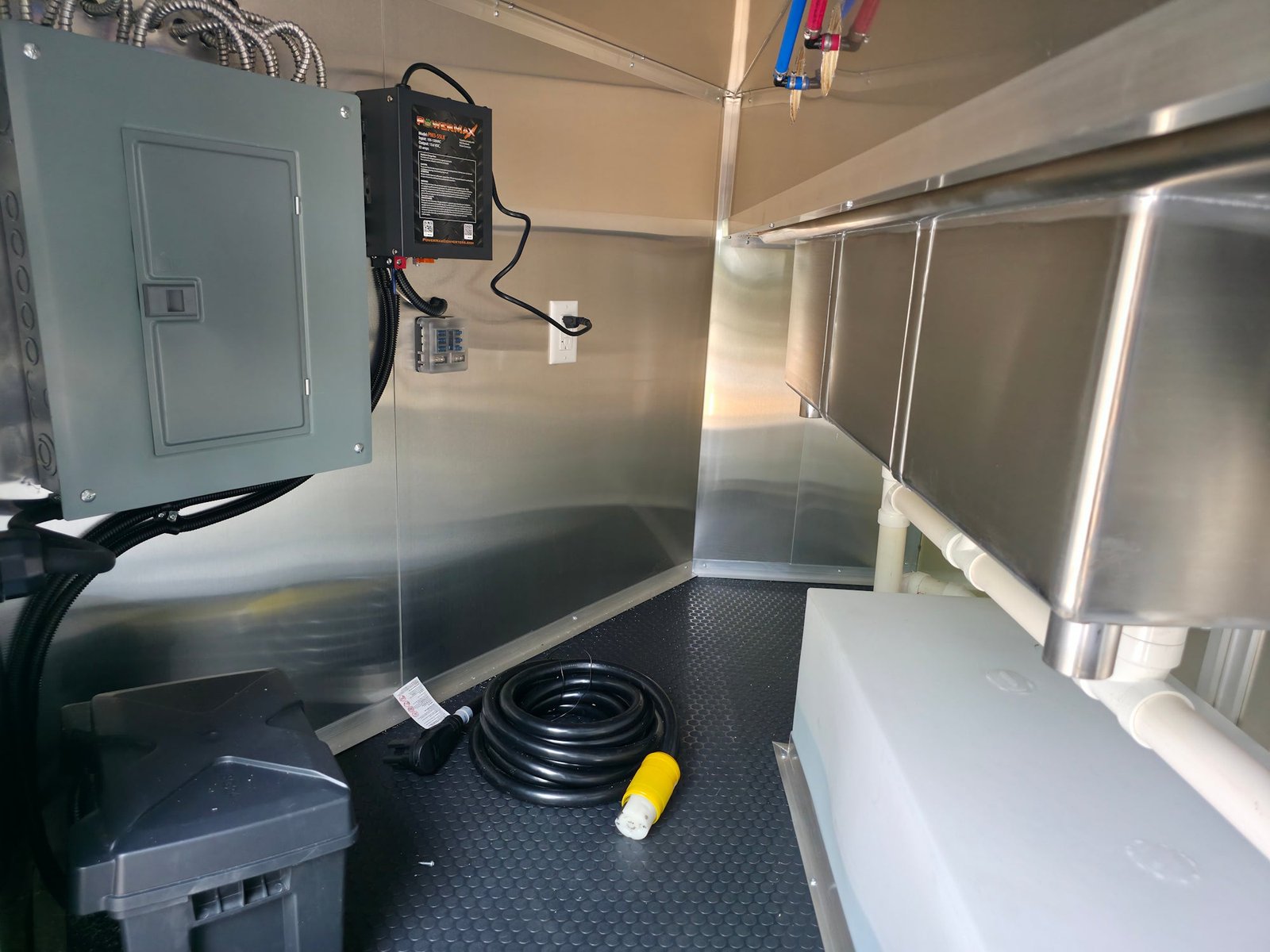 8.5′ X 20′ Cobalt Blue Concession Trailer Food Event Catering — photo 15
