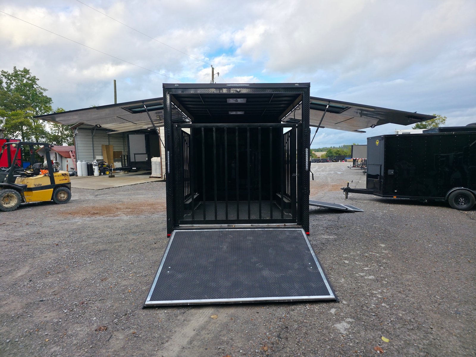 8.5′ X 18′ Black With Blackout Petting Zoo Enclosed Trailer — photo 15