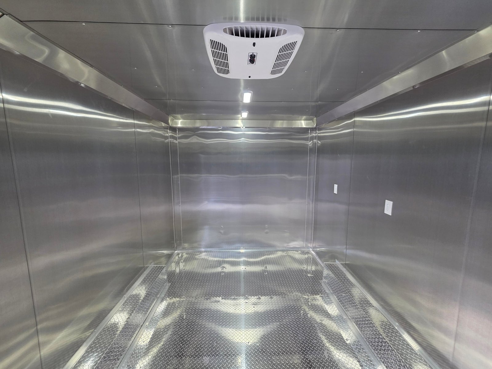 8.5′ X 16′ Custom Office and Mobile Operations Enclosed Trailer — photo 10