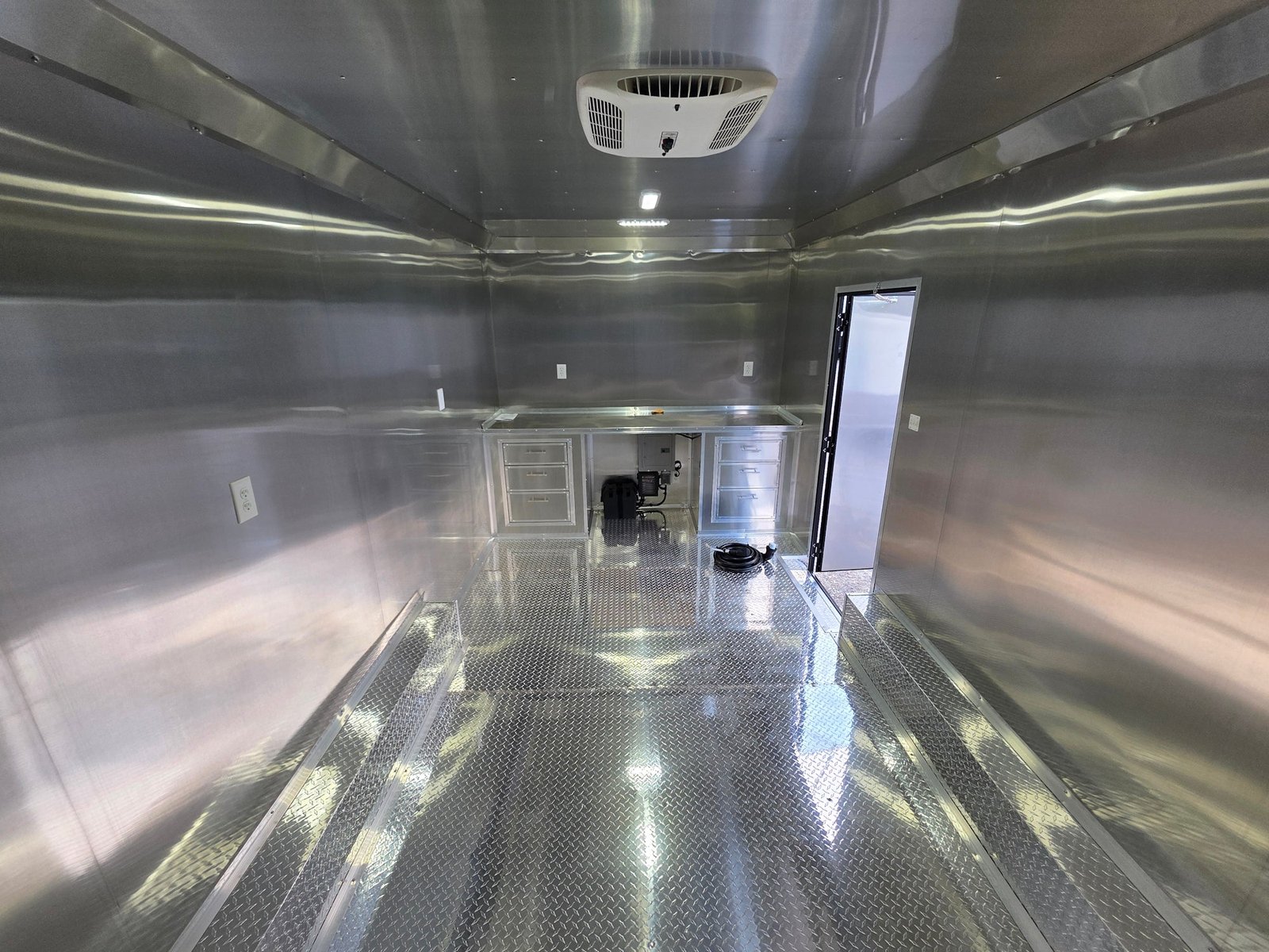8.5′ X 16′ Custom Office and Mobile Operations Enclosed Trailer — photo 11