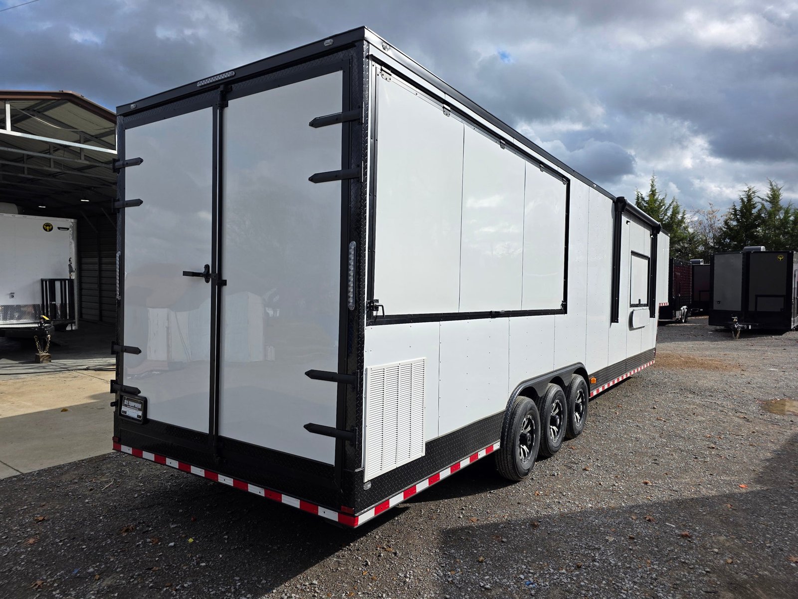 8.5′ X 40′ Gooseneck White With Blackout Concession Trailer Food Event Catering — photo 10