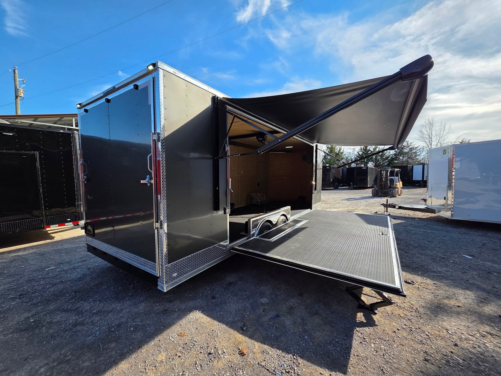 8.5′ X 24′ Charcoal Grey Custom Stage Trailer — photo 7