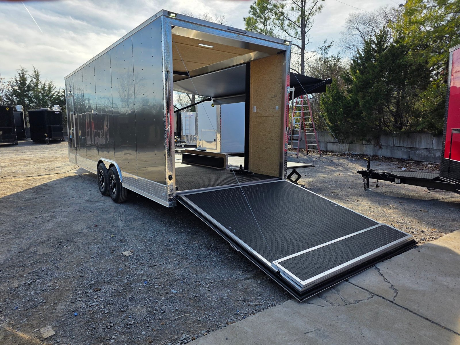 8.5′ X 24′ Charcoal Grey Custom Stage Trailer — photo 14