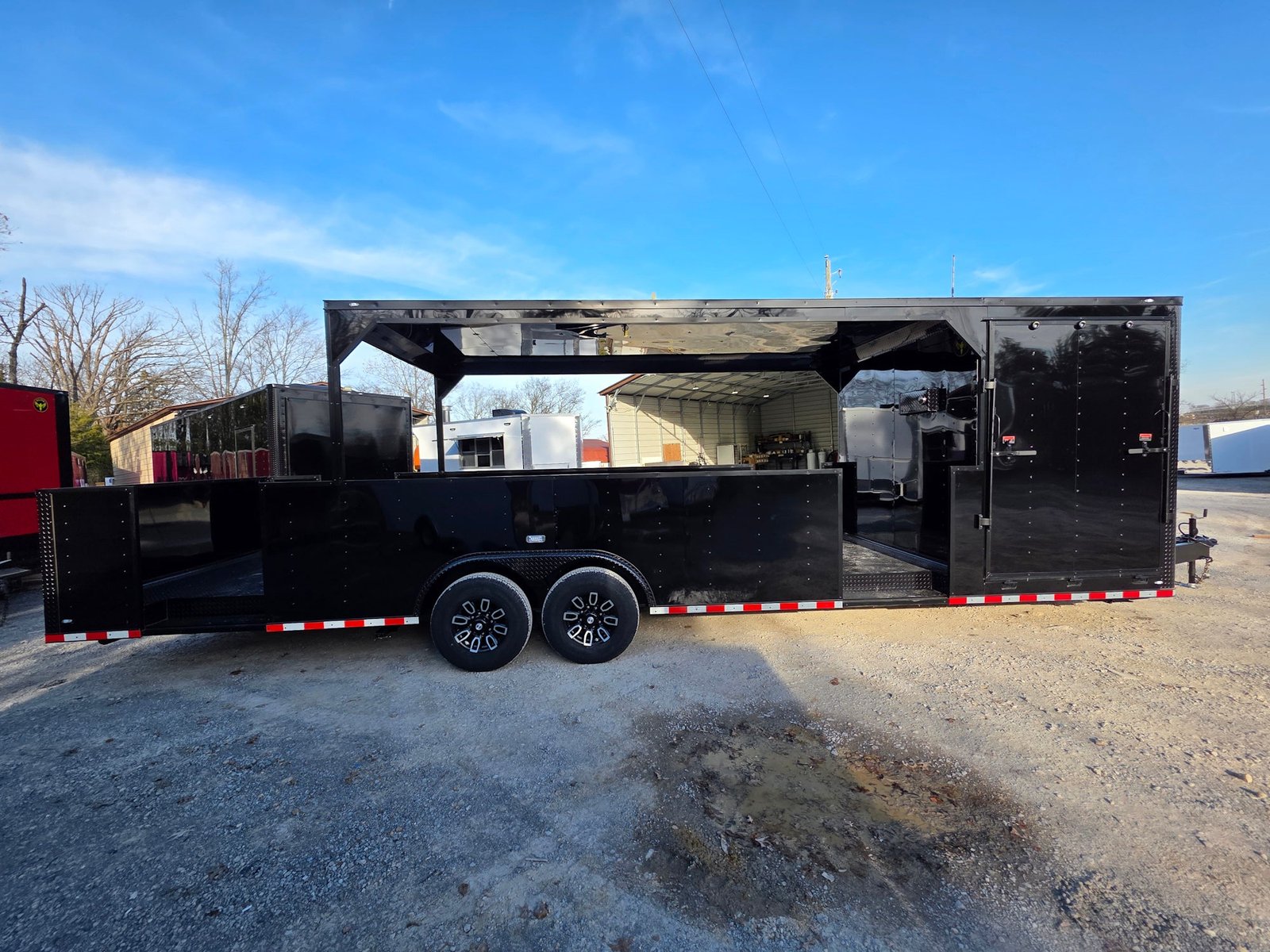 8.5′ X 30′ Custom Black With Blackout Tailgate Trailer — photo 9