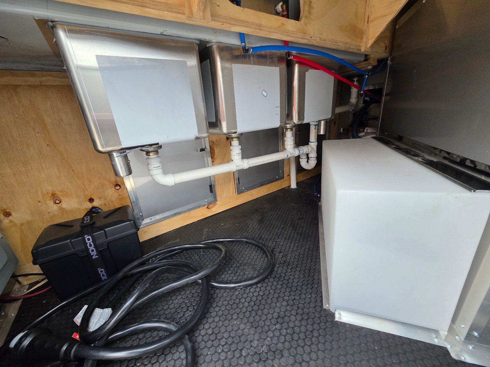 8.5′ X 20′ Black With Blackout Concession Trailer Food Event Catering — photo 12