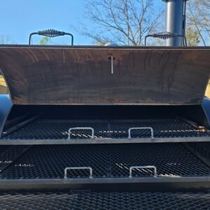 330 gallon two-door smoker with dual counterweighted doors - view 9