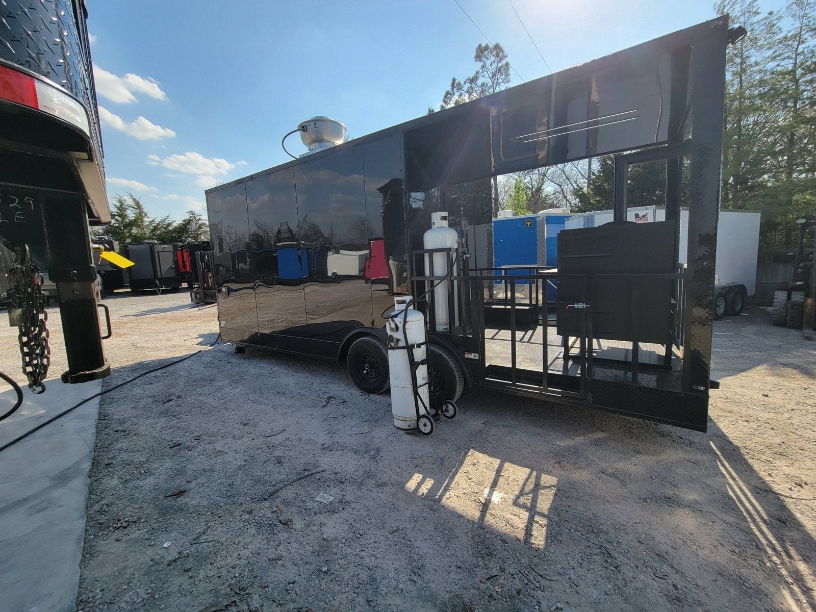 8.5′ X 22′ Concession Trailer Black With Blackout BBQ Event Catering 8′ porch — photo 8