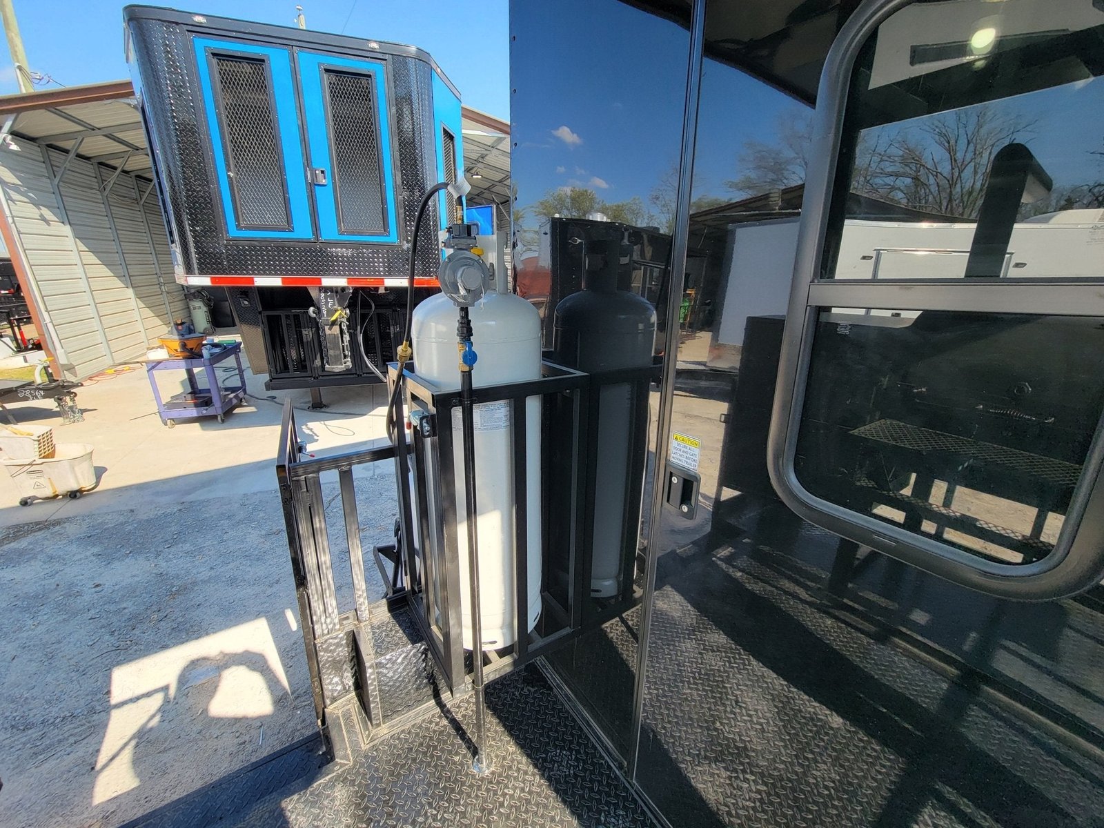 8.5′ X 22′ Concession Trailer Black With Blackout BBQ Event Catering 8′ porch — photo 12