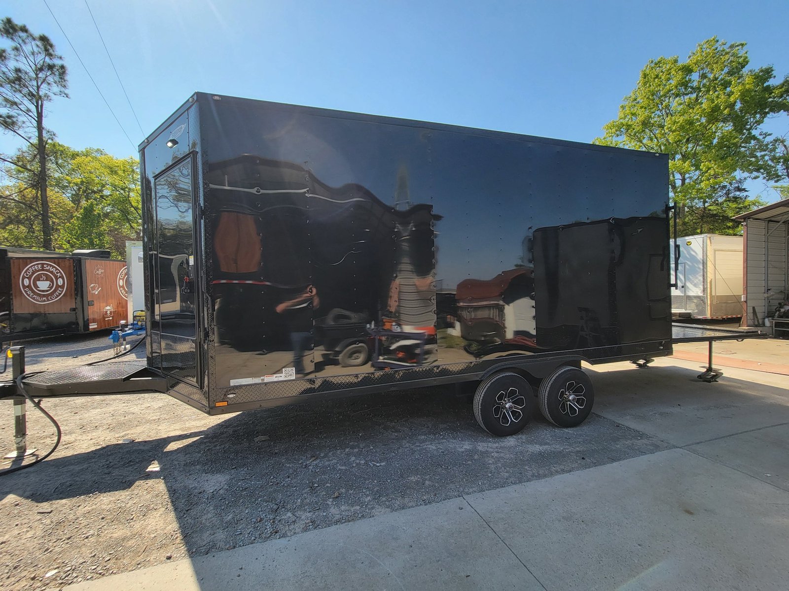 8.5′ X 18′ Custom Enclosed Stage and Event Deck over Blackout With Black Trim — photo 9