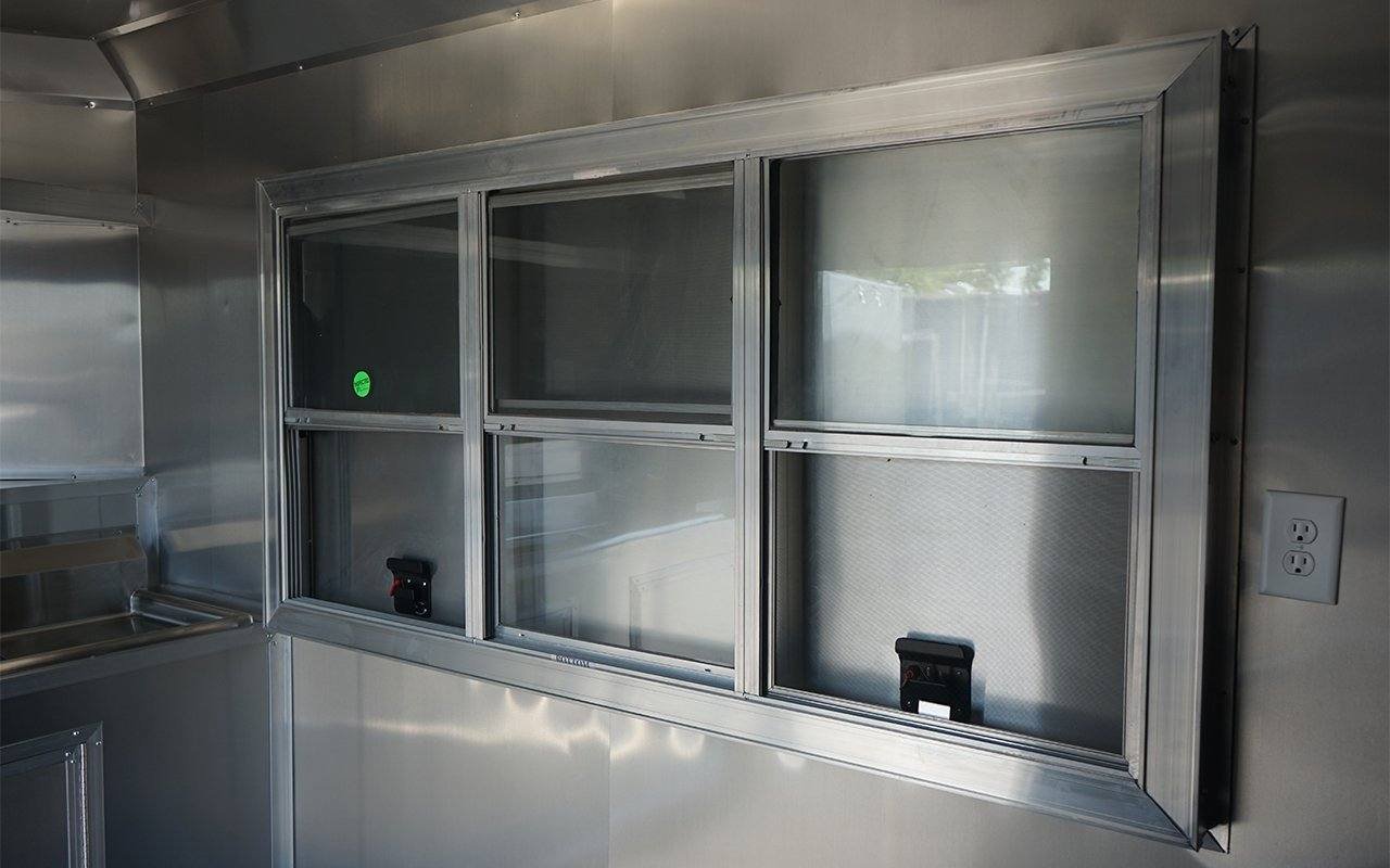 8.5′ x 20′ Concession Food Trailer Silver Event Catering Elite — photo 13