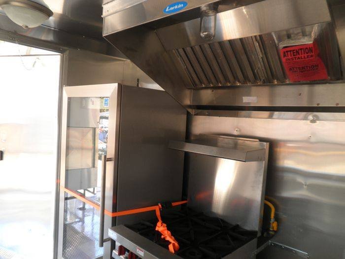 Concession Trailer 8.5’x29′ Silver – Gooseneck Catering Event BBQ Smoker — photo 12