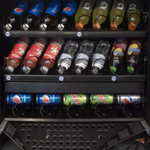 Seaga VP9200 combo merchandiser snack and drink - view 9