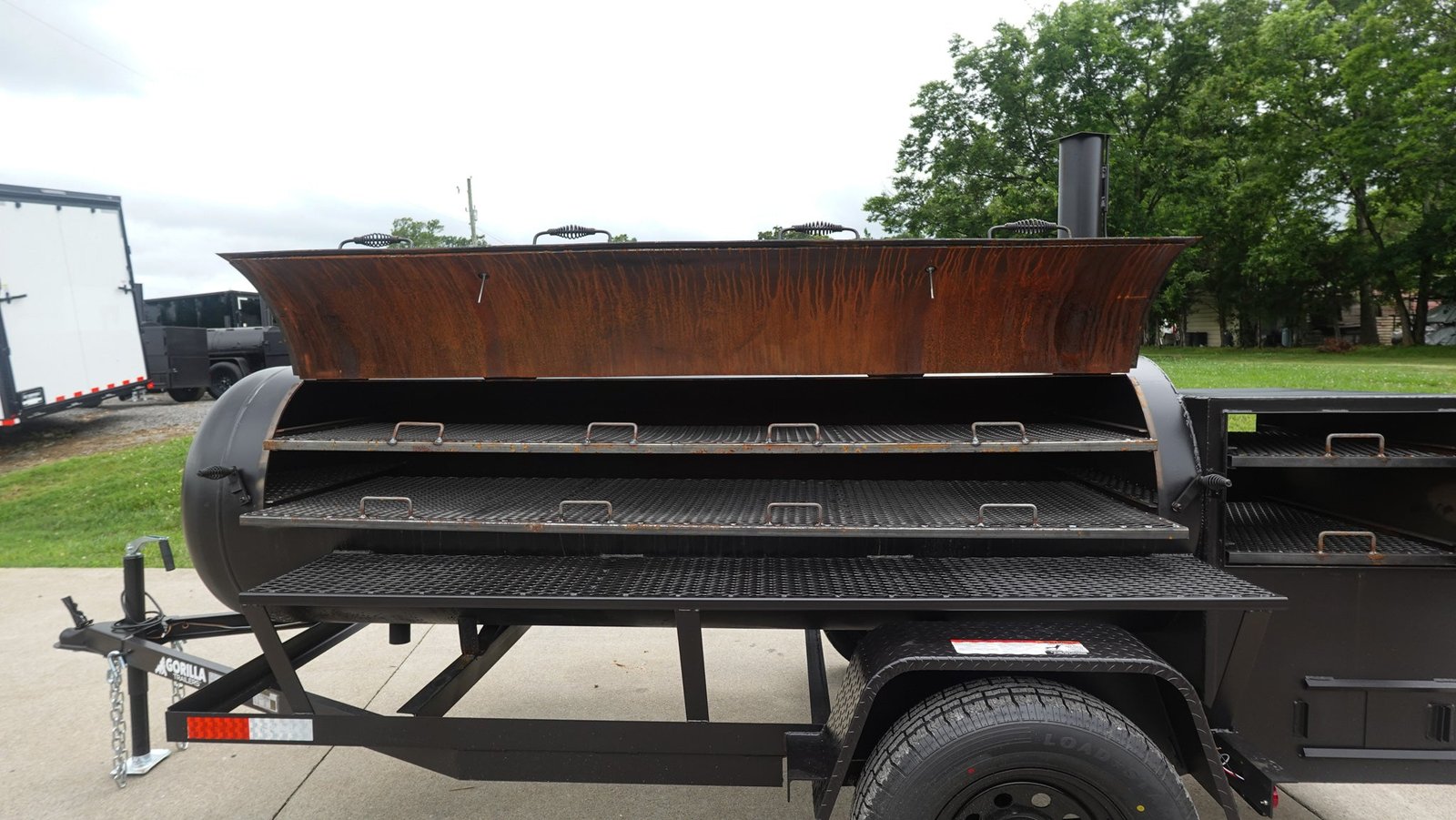 330 GAL Smoker Single Door With CounterWeight with Double Racks — photo 7