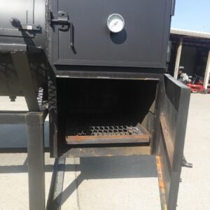 250 gallon patio grill smoker with single counterweighted door - view 11