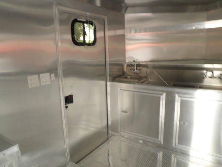 Concession Trailer 8.5’x20′ Black – Smoker BBQ Catering Event — photo 4