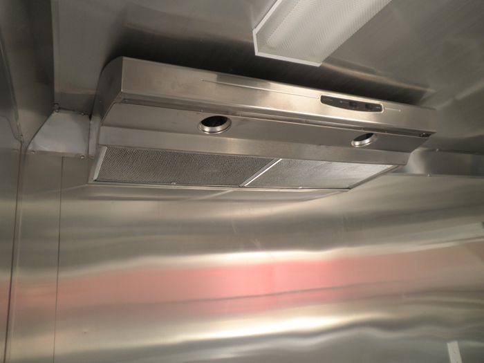 Concession Trailer 8.5’x20′ White – BBQ Smoker Event Catering — photo 6