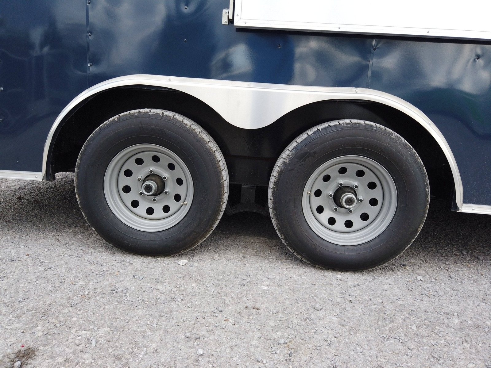 8.5′ x 16′ Indigo Blue Concession Trailer with Appliances — photo 4