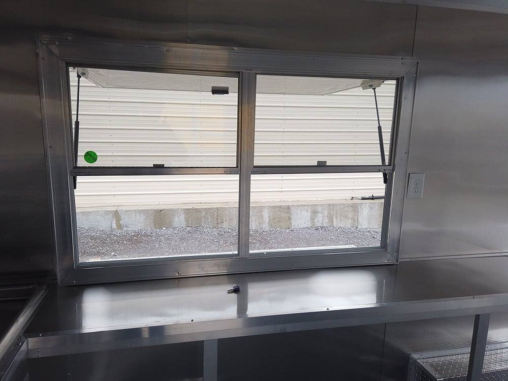 8.5′ x 18′ White Vending Concession Food Trailer — photo 3