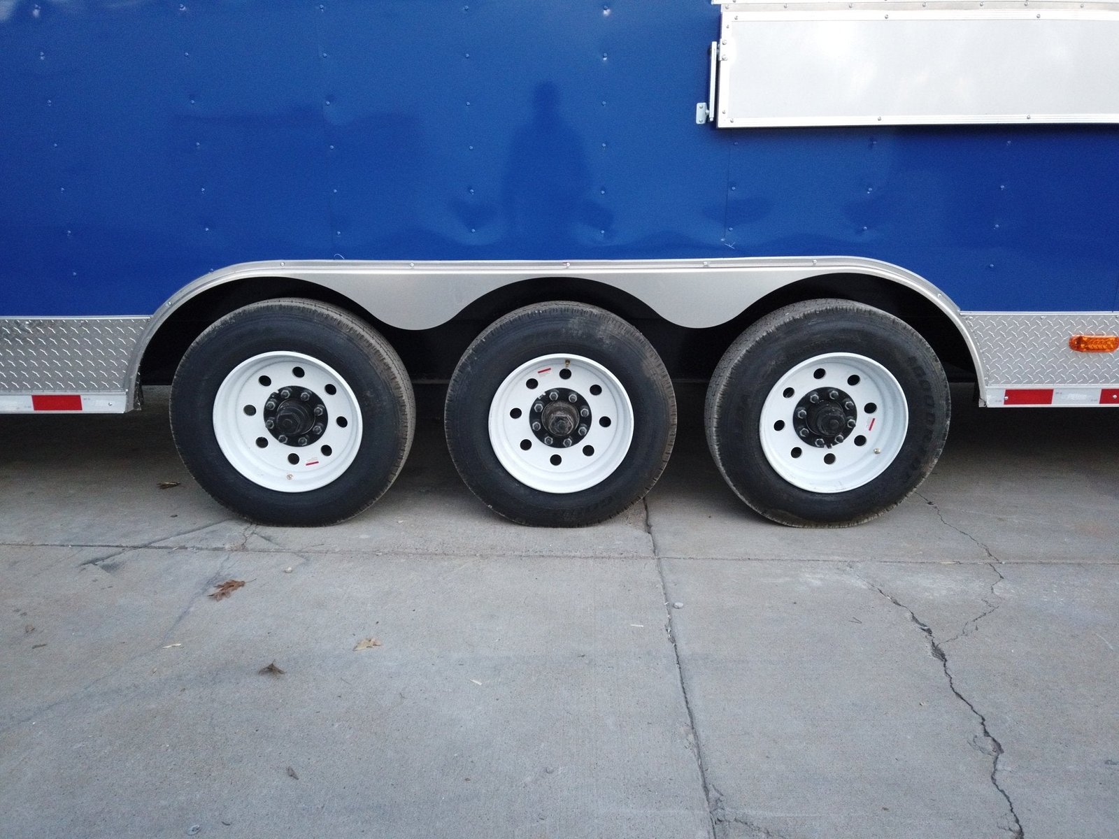 8.5′ x 46′ Cobalt Blue Gooseneck Concession Trailer (Without Appliances) — photo 6