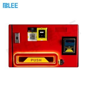 Used 55-inch pizza vending machine with large touchscreen - view 2