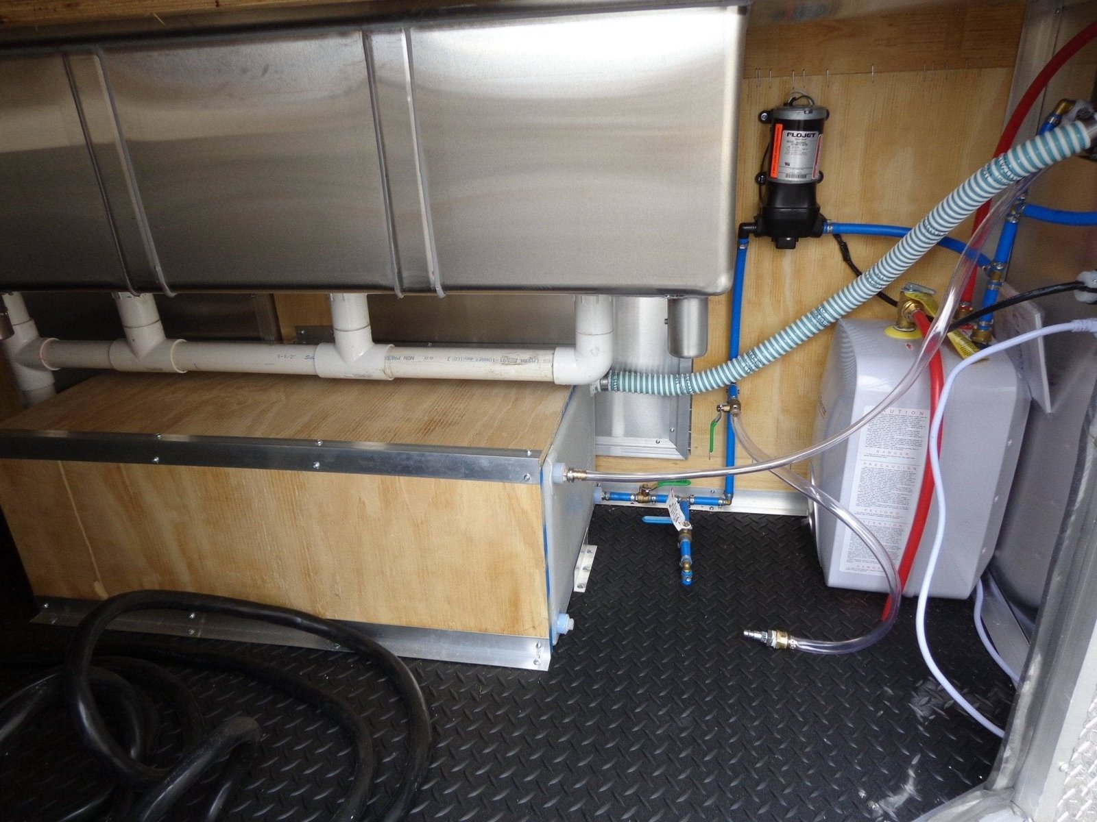 8.5′ x 22′ Black BBQ Porch Style Concession Trailer — photo 8