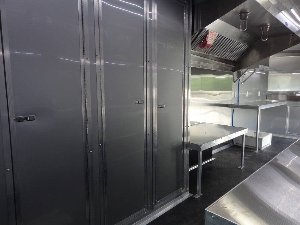 8.5′ x 24′ Arizona Beige Catering Event Concession Food Trailer — photo 15