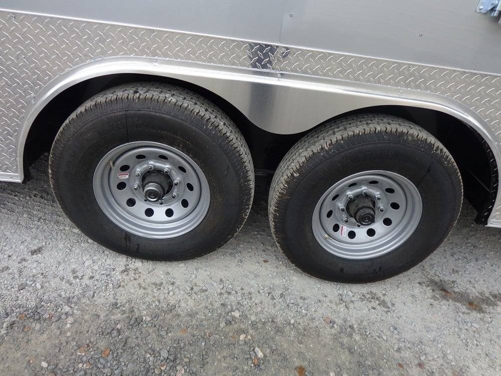 8.5′ x 20′ Silver Frost Concession Food Trailer With Appliances — photo 9