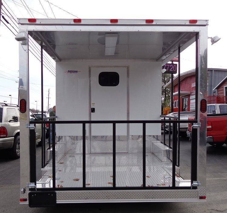 Concession Trailer 8.5’x20′ White – Food Event Catering BBQ Smoker — photo 9